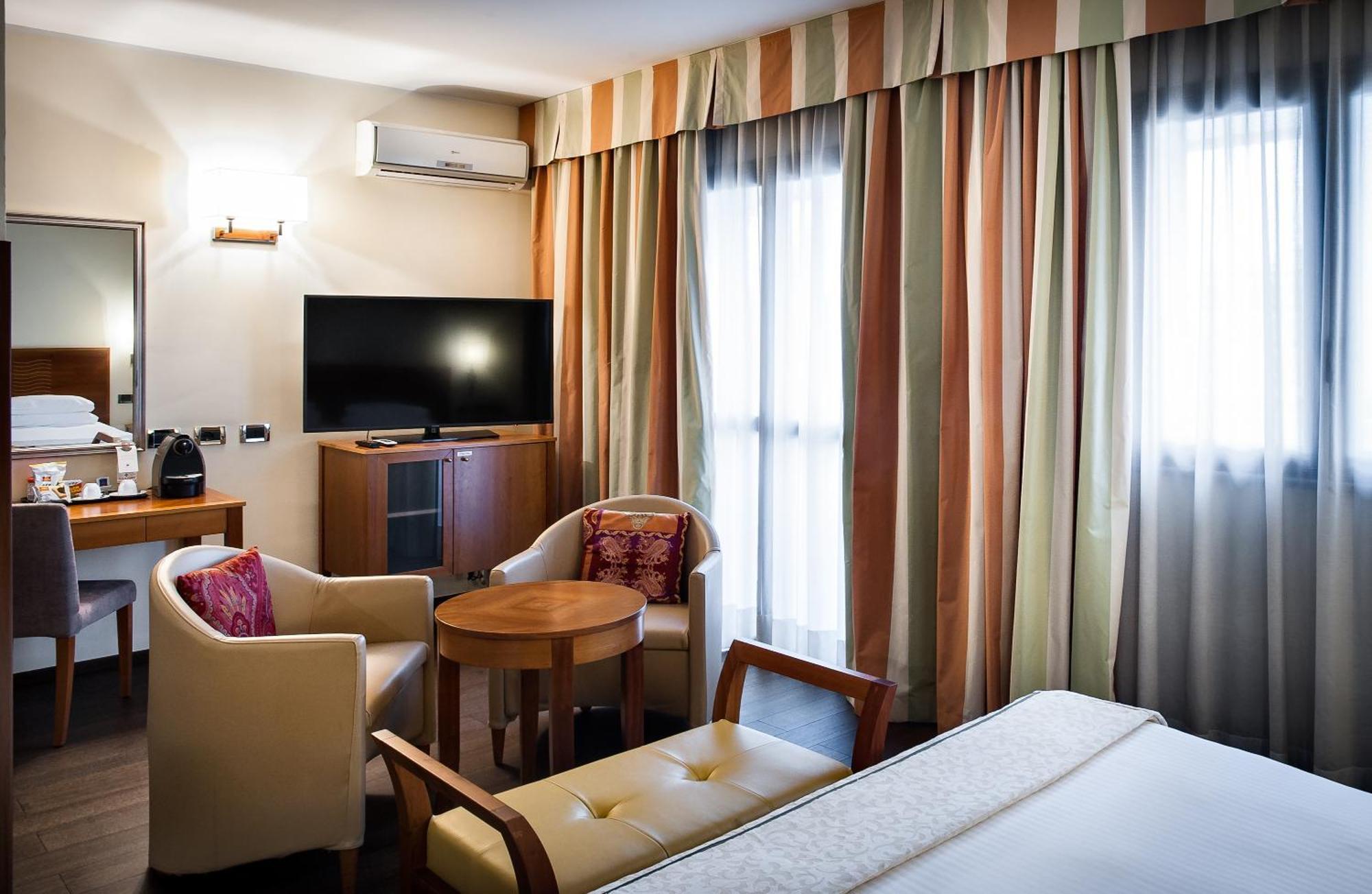 Hotel Dei Cavalieri Caserta - La Reggia Rom bilde