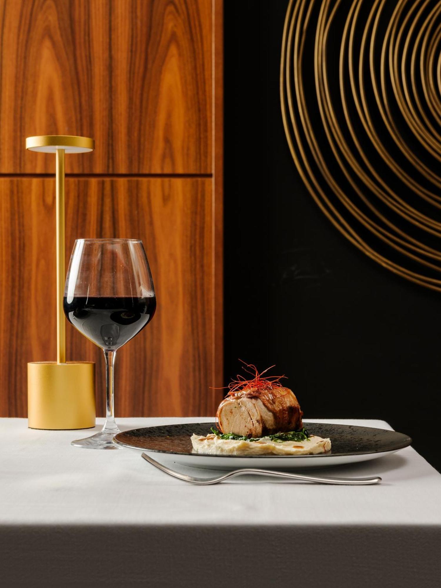 Hotel Dei Cavalieri Caserta - La Reggia Eksteriør bilde