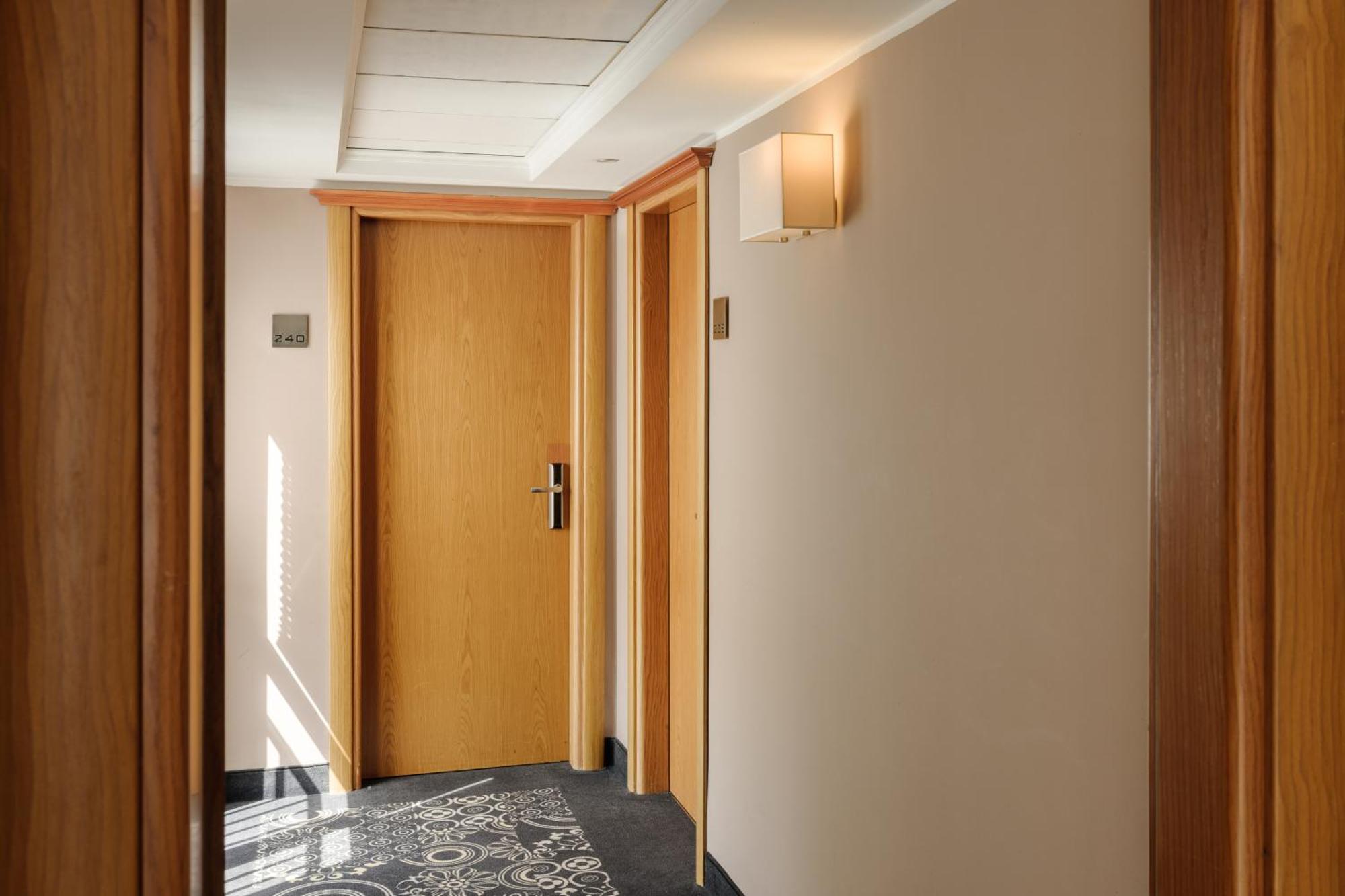 Hotel Dei Cavalieri Caserta - La Reggia Eksteriør bilde