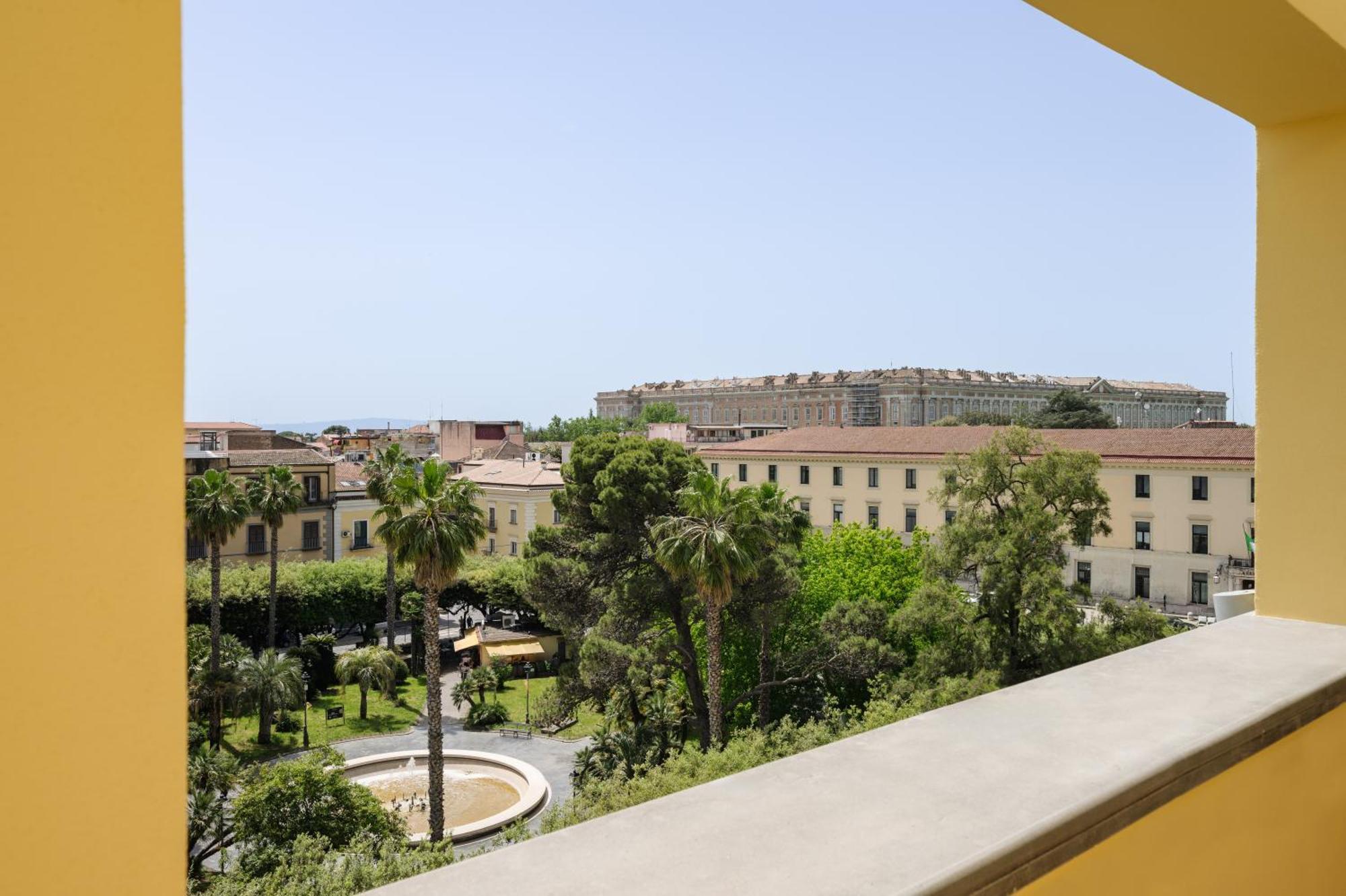 Hotel Dei Cavalieri Caserta - La Reggia Eksteriør bilde