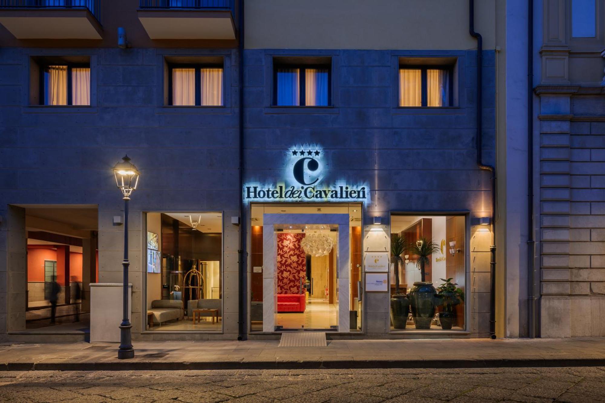 Hotel Dei Cavalieri Caserta - La Reggia Eksteriør bilde