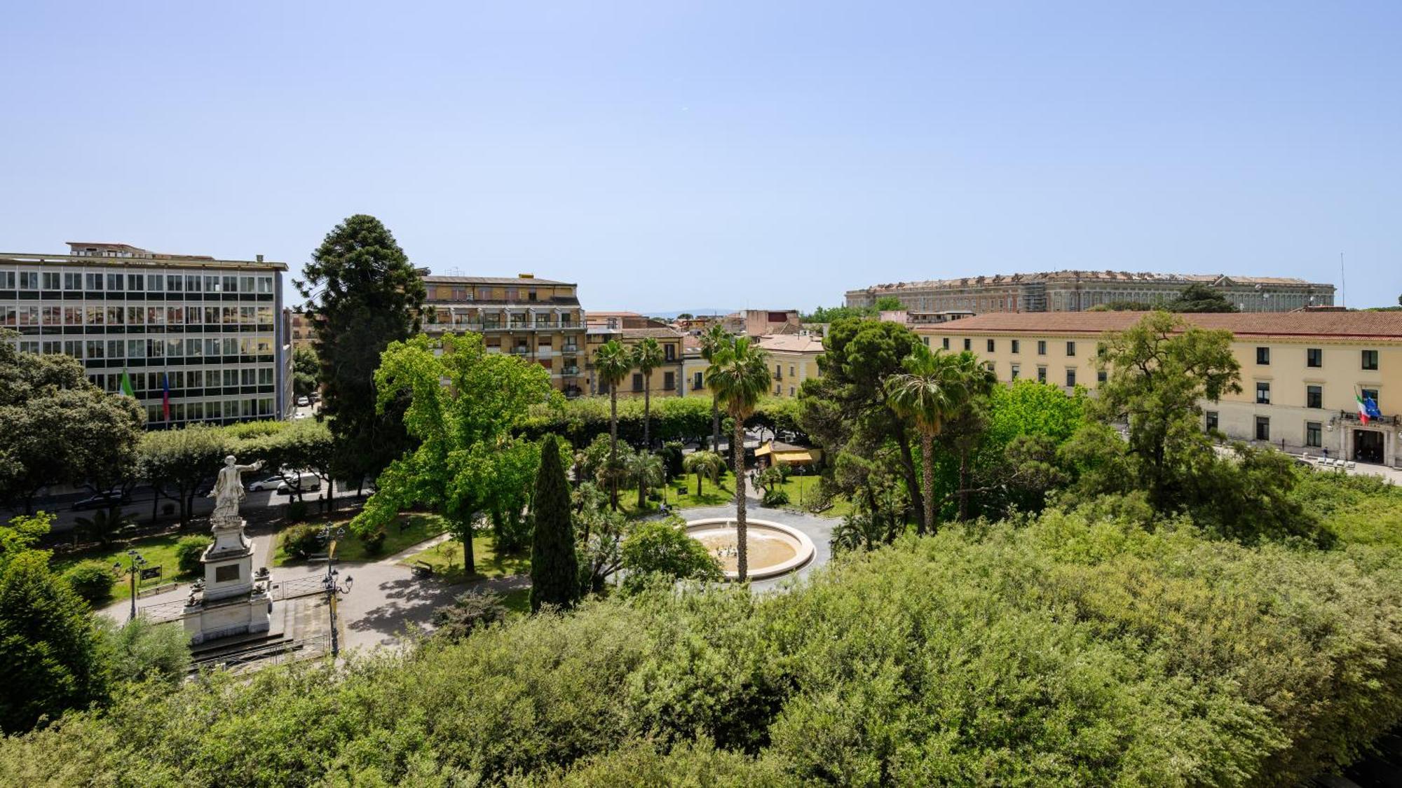 Hotel Dei Cavalieri Caserta - La Reggia Eksteriør bilde