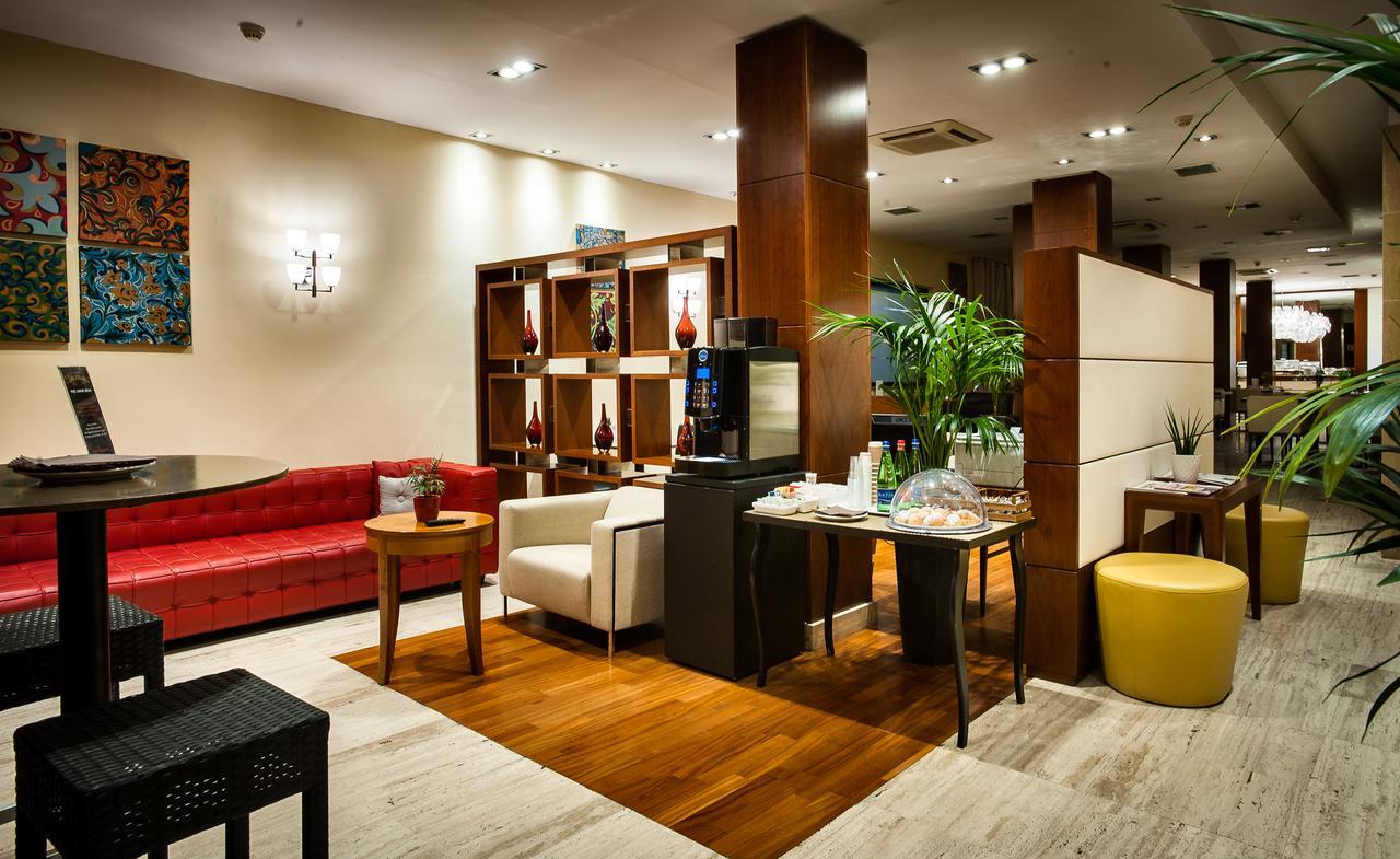Hotel Dei Cavalieri Caserta - La Reggia Eksteriør bilde
