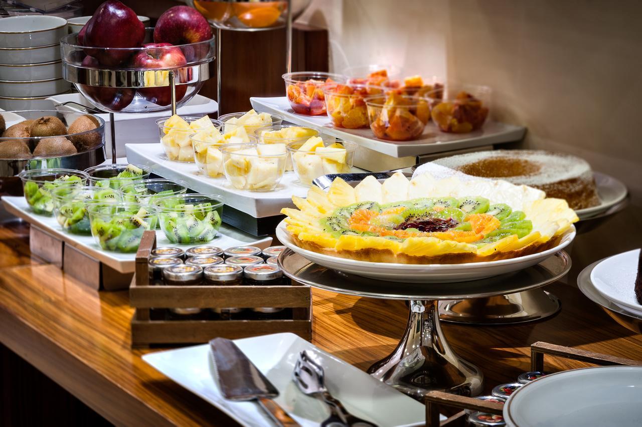 Hotel Dei Cavalieri Caserta - La Reggia Eksteriør bilde